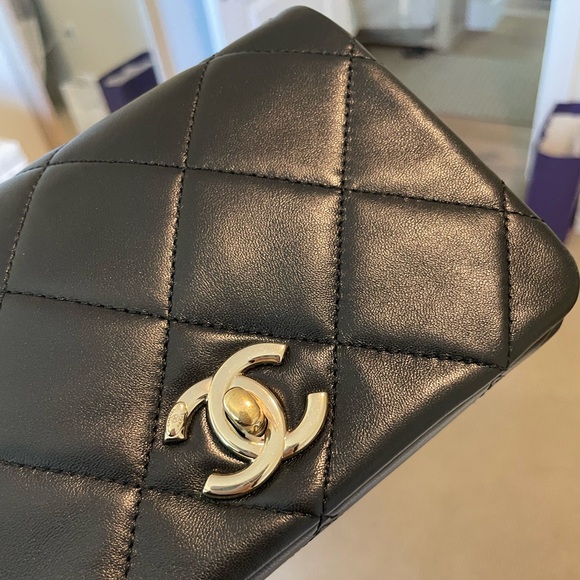 RARE Chanel Triple Chain Rows Quilted Lambskin Flap Bag Black Runway Collection - Picture 13 of 15